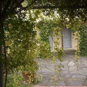 https://il-pezzatino.it-tuscanyhotel.com